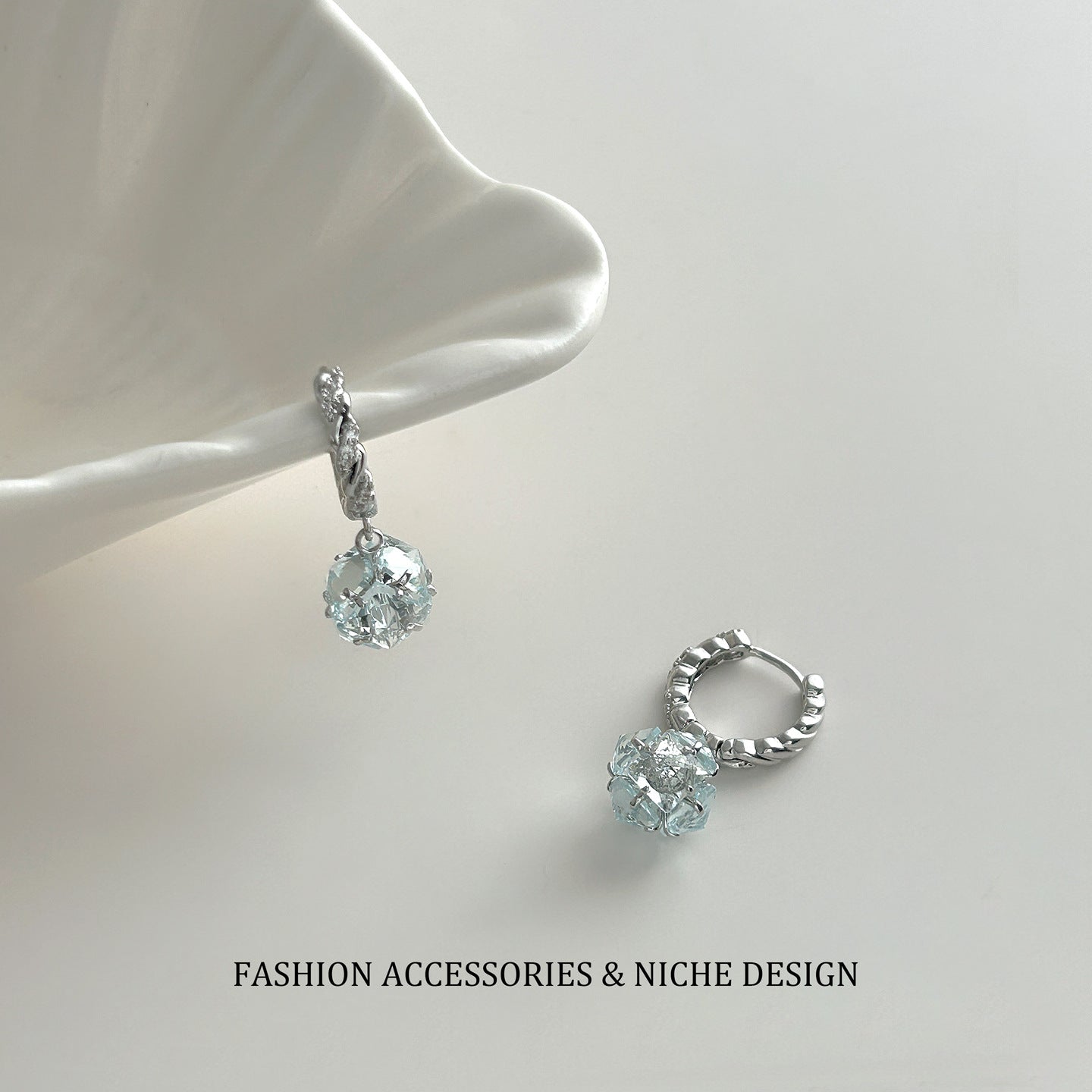 Zircon Ear Clip Niche Design Textured Elegant Earrings