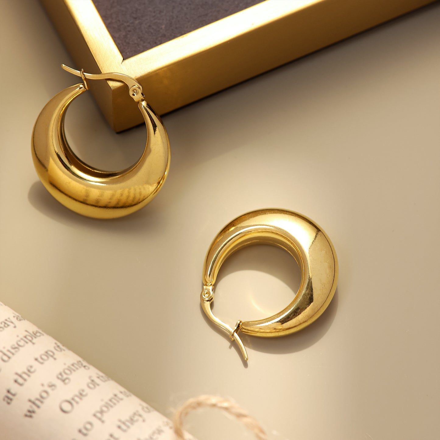 Stainless Steel Geometric Solid Polished Surface Fashion Simple High-grade Gold Earrings