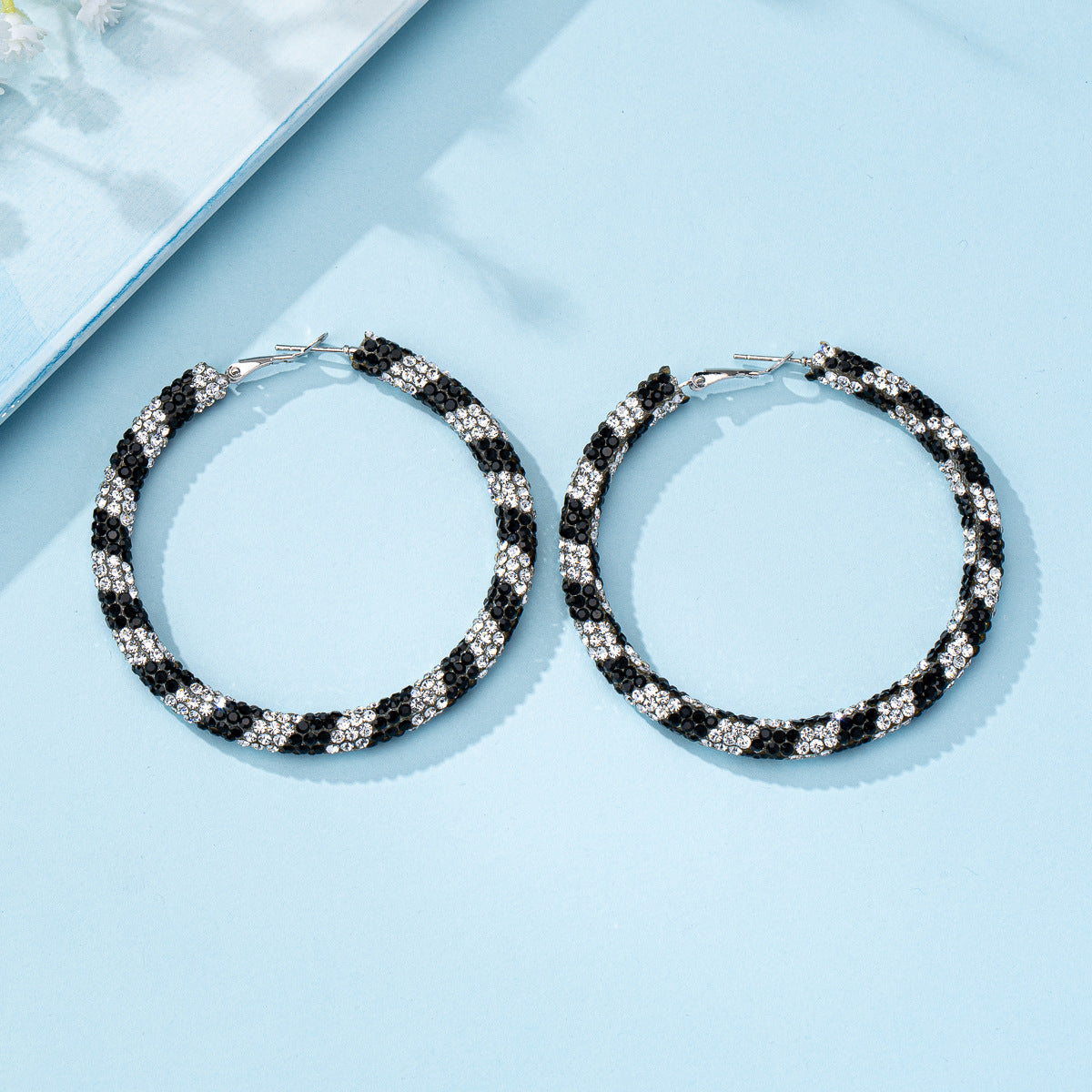Splendid Diamond Shiny Big Circle Affordable Luxury Fashion Rhinestone Color Earrings