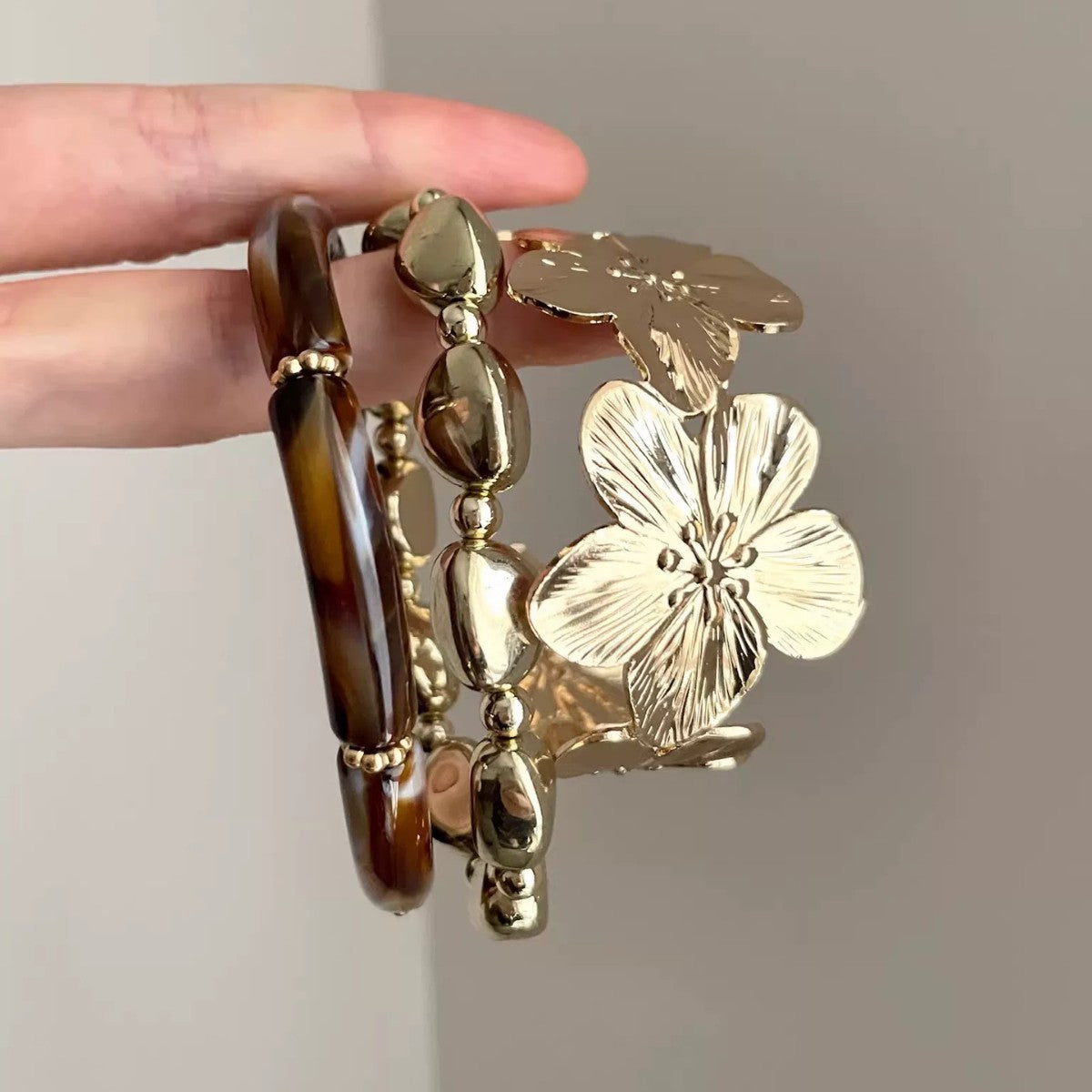Flower Round Female Personality Fashion Exquisite Versatile Design Bracelet