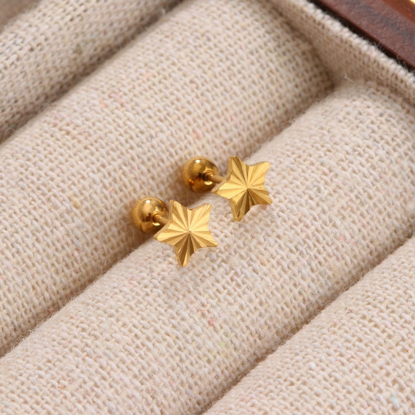 Batches Of Flowers Love Five-pointed Star Earrings