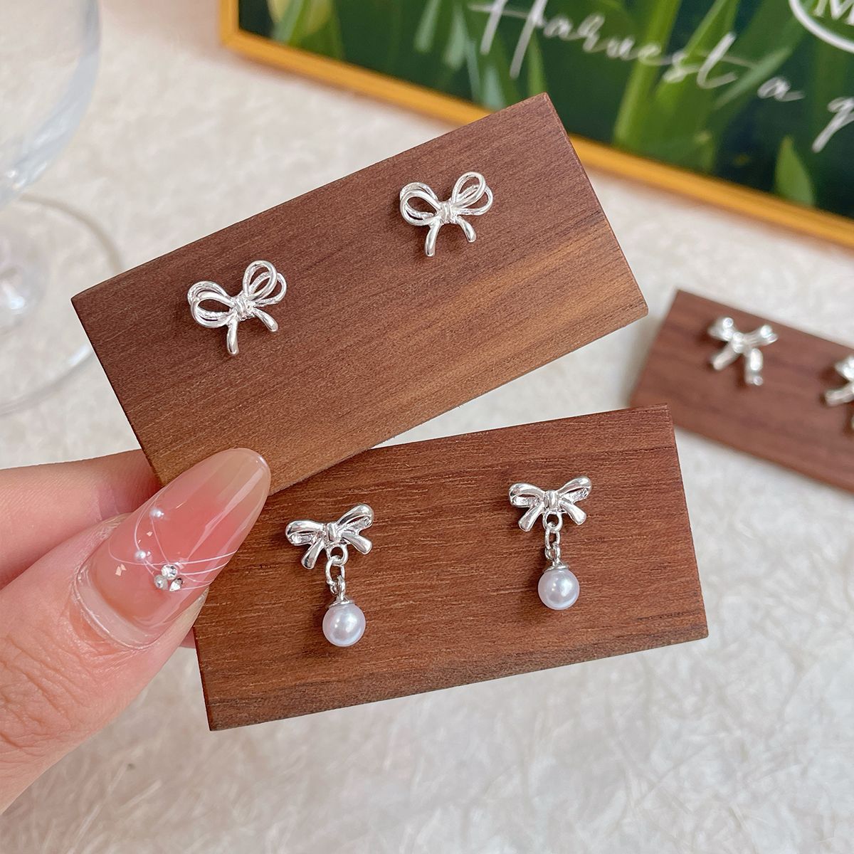 Women's Pur Bow Sier Needle Small Sweet Rings