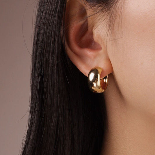 Titanium Steel Gold-plated Simple Fashion Circle Earrings