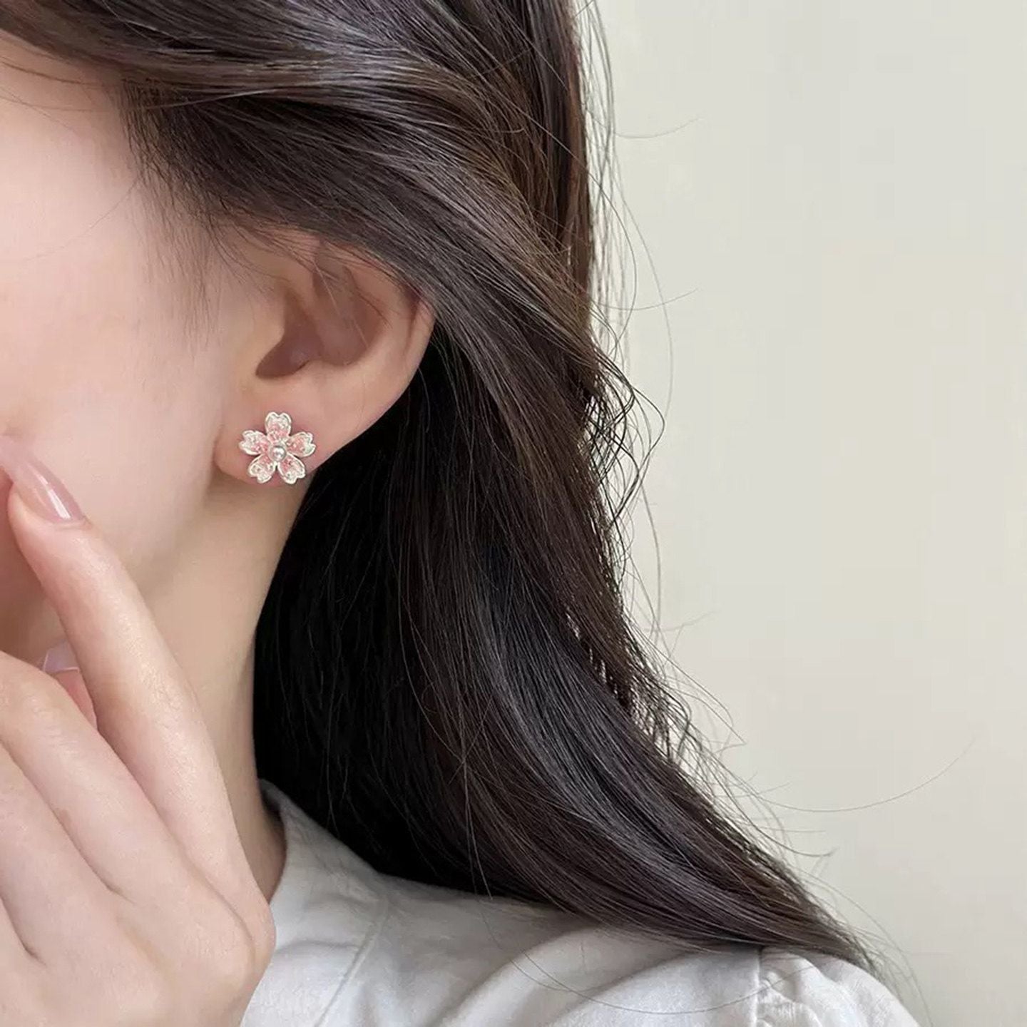 Women's Blossom Ear Cute Refreshing Design Flower Light Luxury High Stud Earrings
