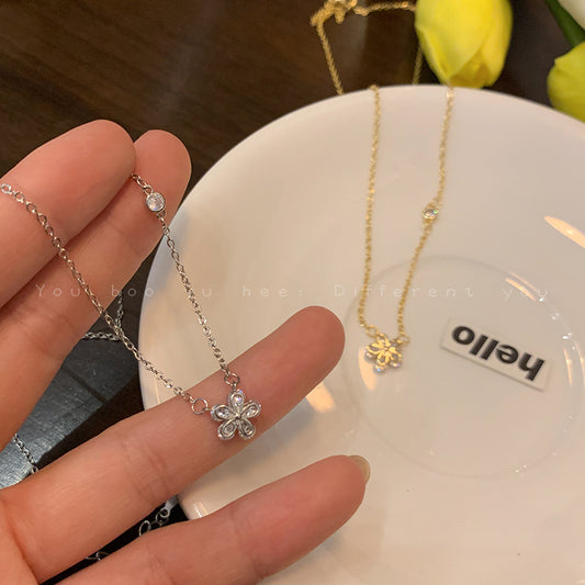 Women's Flower Zircon For Design Sweet Clavicle Necklaces
