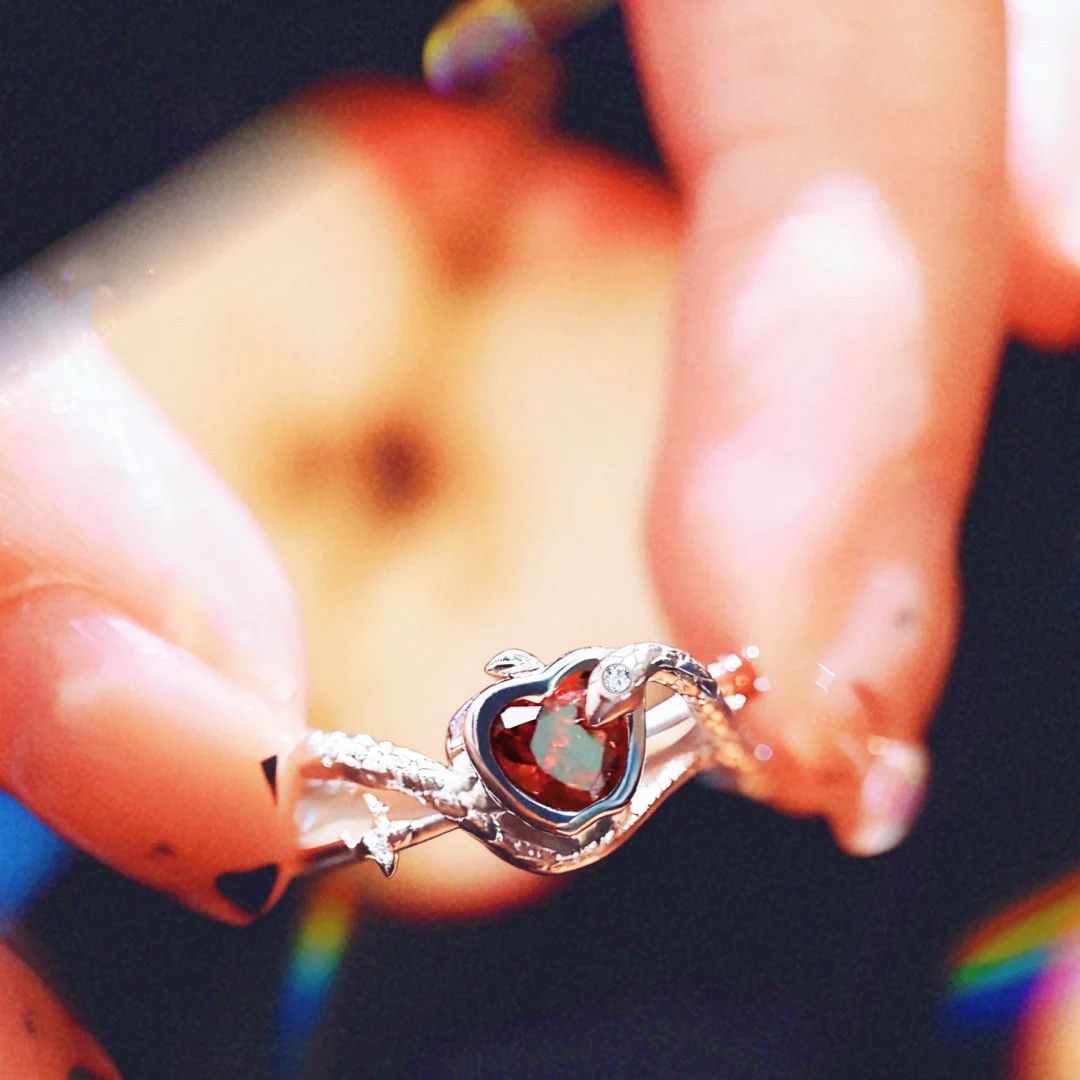 Love Deep Space Snake Title Forbidden Fruit Turn Taboo Into Ring