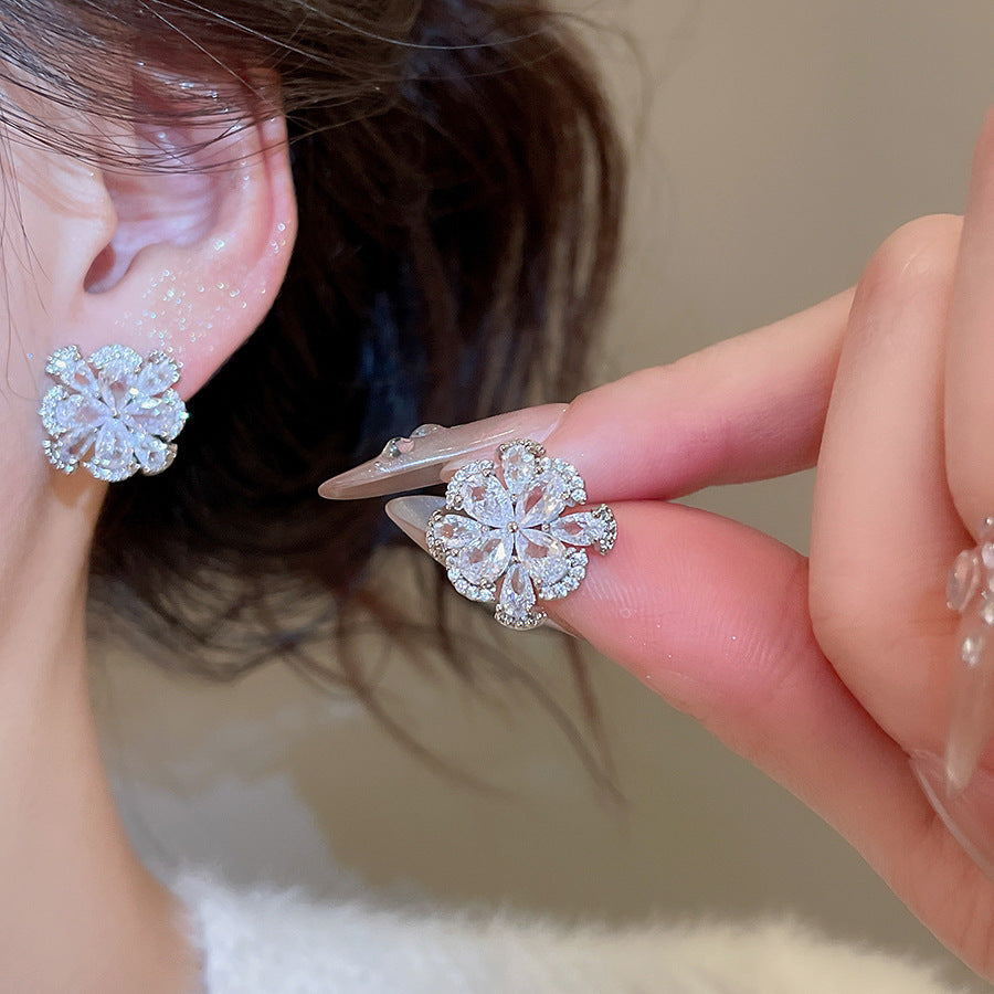 Korean Style White Zircon High-grade Simple Personalized Design Sense Earrings