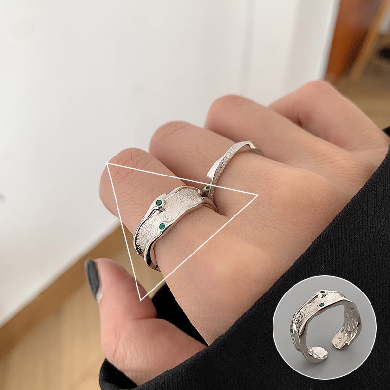 Women's Geometric Fashion Twisted Open-end Personality Hip Rings