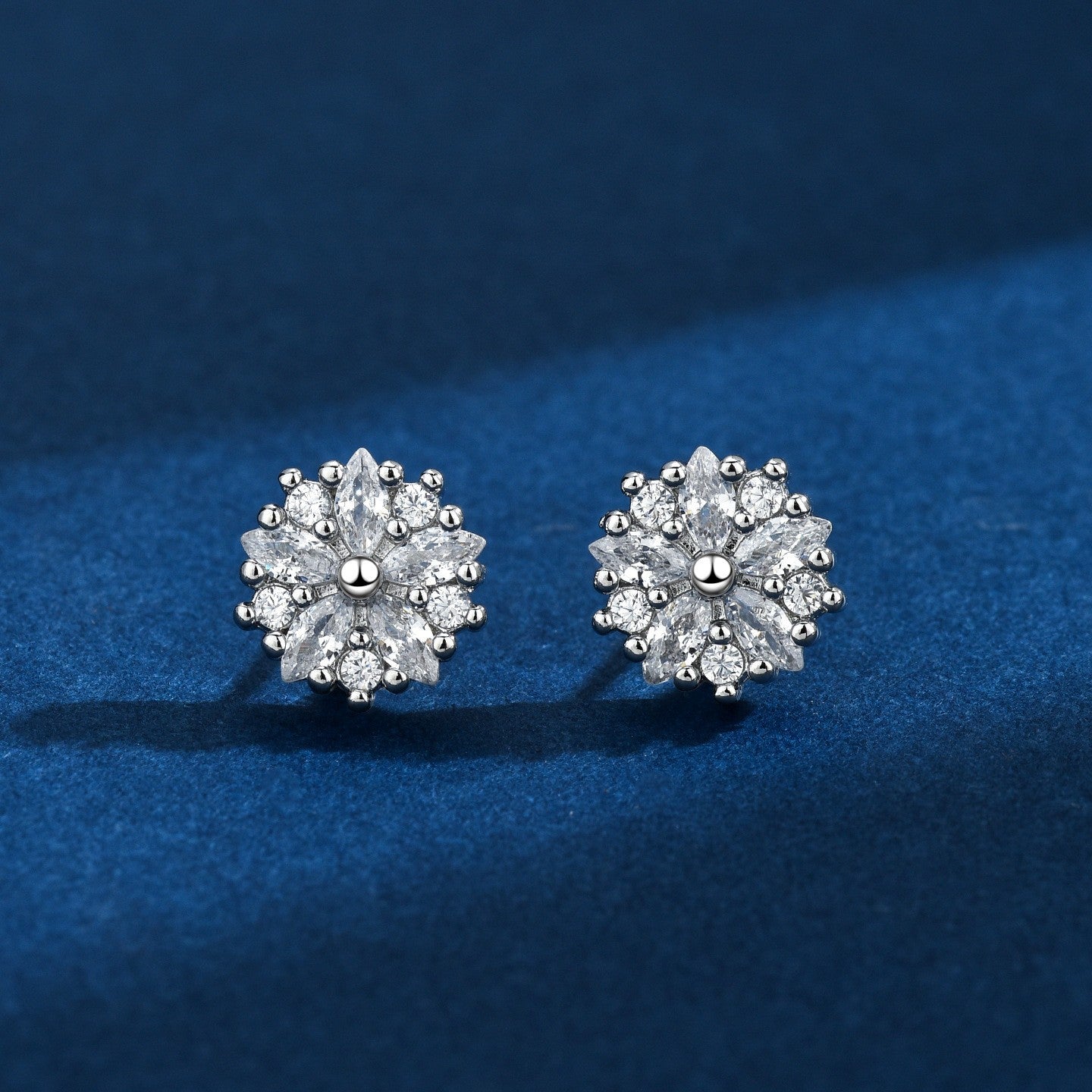 Women's Copper Plated Gold Micro Inlaid Zircon Stud Earrings
