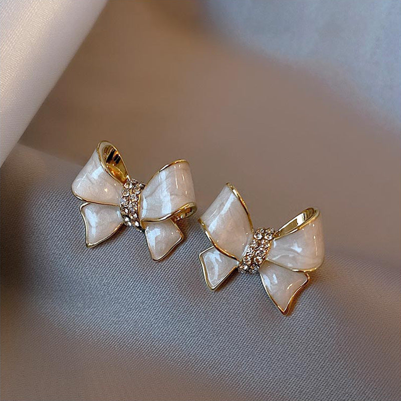 Women's Sier Needle High-grade Bow Design Light Earrings