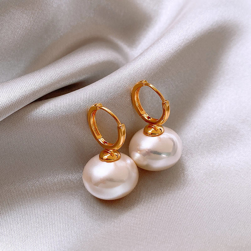 Women's Golden Light Luxury High-grade Metal Design Earrings