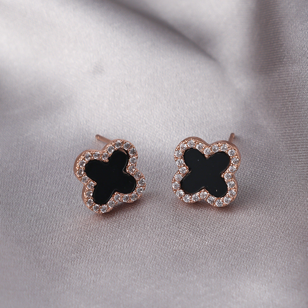 Women's Four Leaf Clover Ear Sier Needle Exquisite Temperament Everyday Joker Stud Earrings