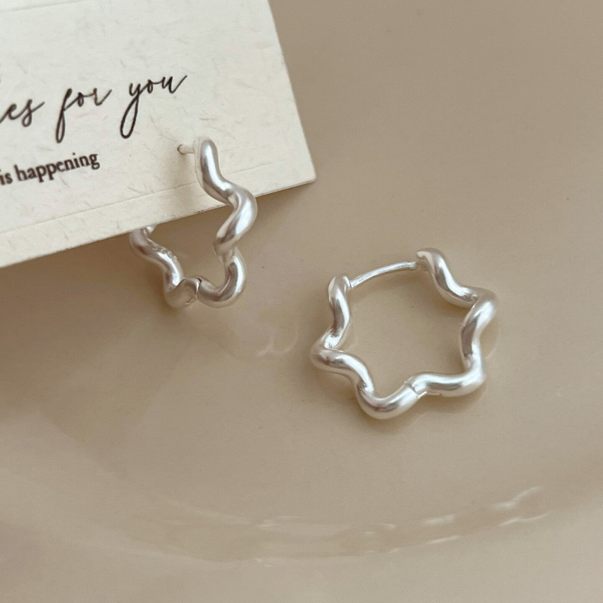 Women's & Men's Clips Design Light Luxury High-grade Minimalist Ear Buckle