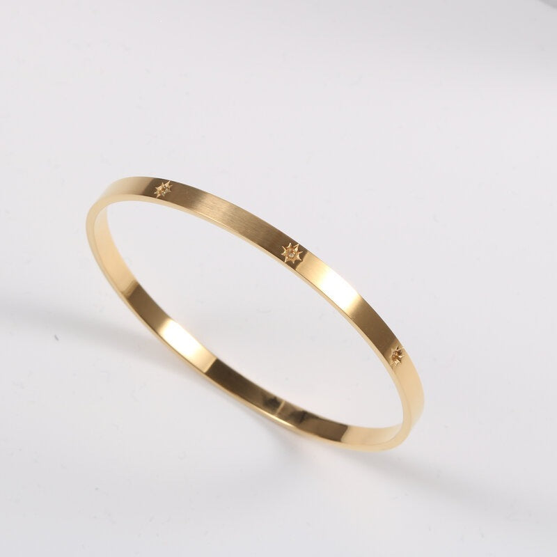 Women's Brushed Inlaid Fine Diamond Gold Personalized Commuter Gift Bracelet