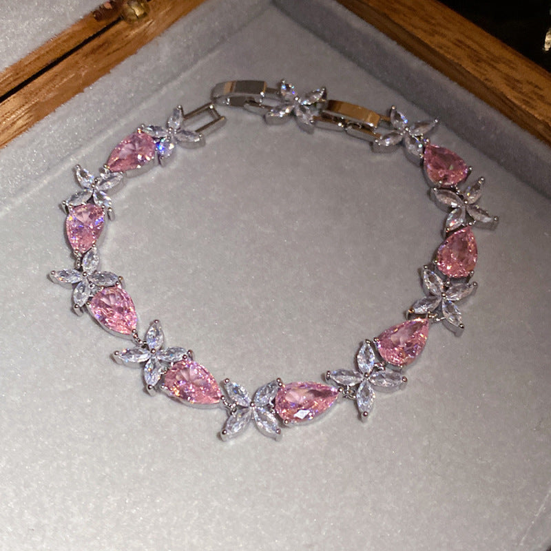 With Diamond Round Exquisite Fashion Retro Unique Design Light Luxury Bracelets