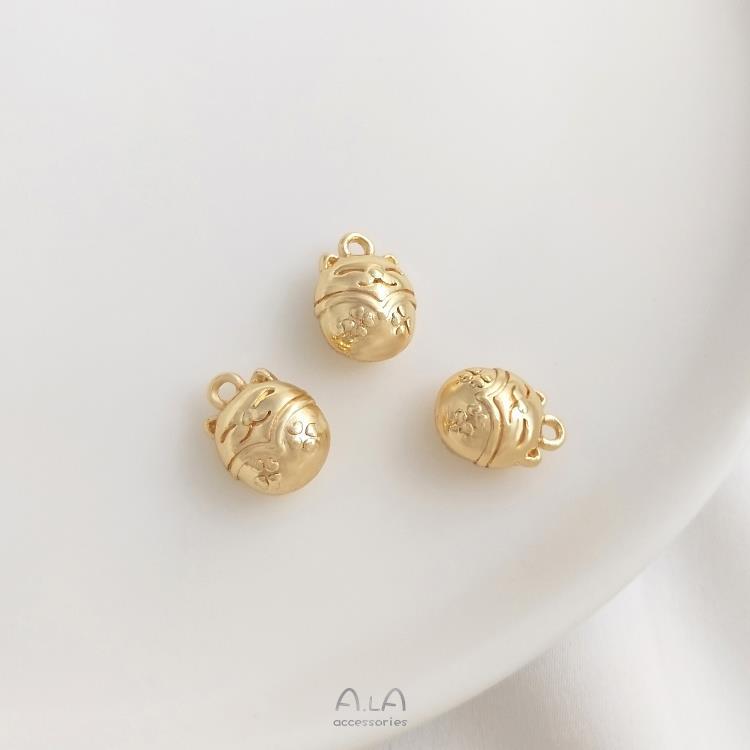 Real Gold Cat Palm Lucky Deer Spaceman Pendants