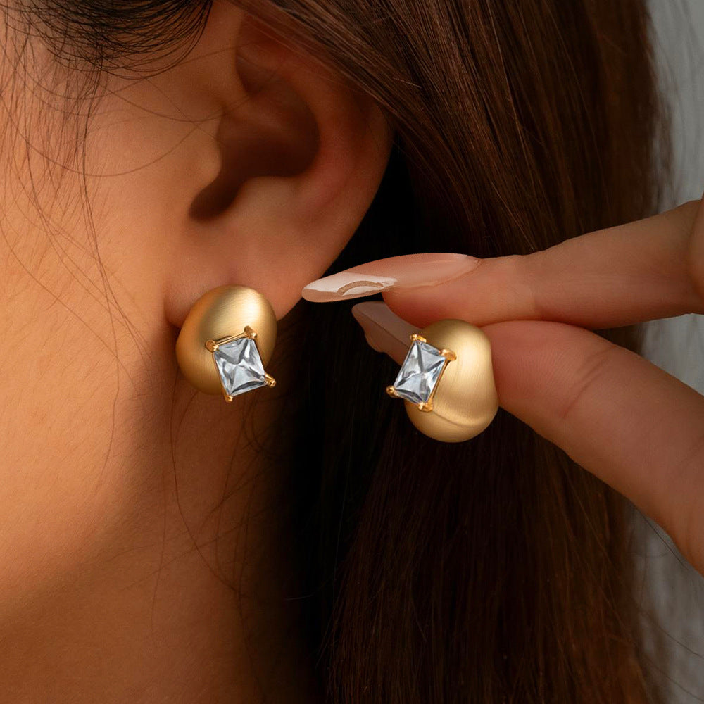 Simple Graceful Real Gold Auricular Needle Ear Rings