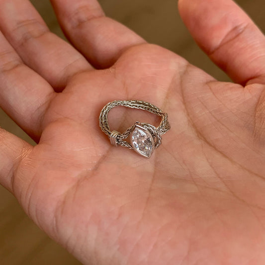 Flexible Chain Index Finger Tail Niche Female Exquisite Rings