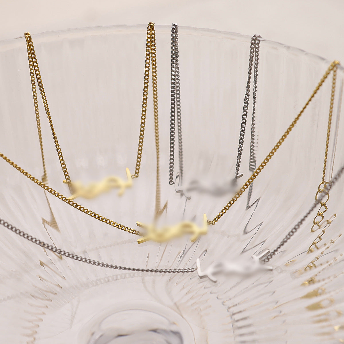 Women's Titanium Steel Exquisite Fashion High Sense Collarbone Necklace