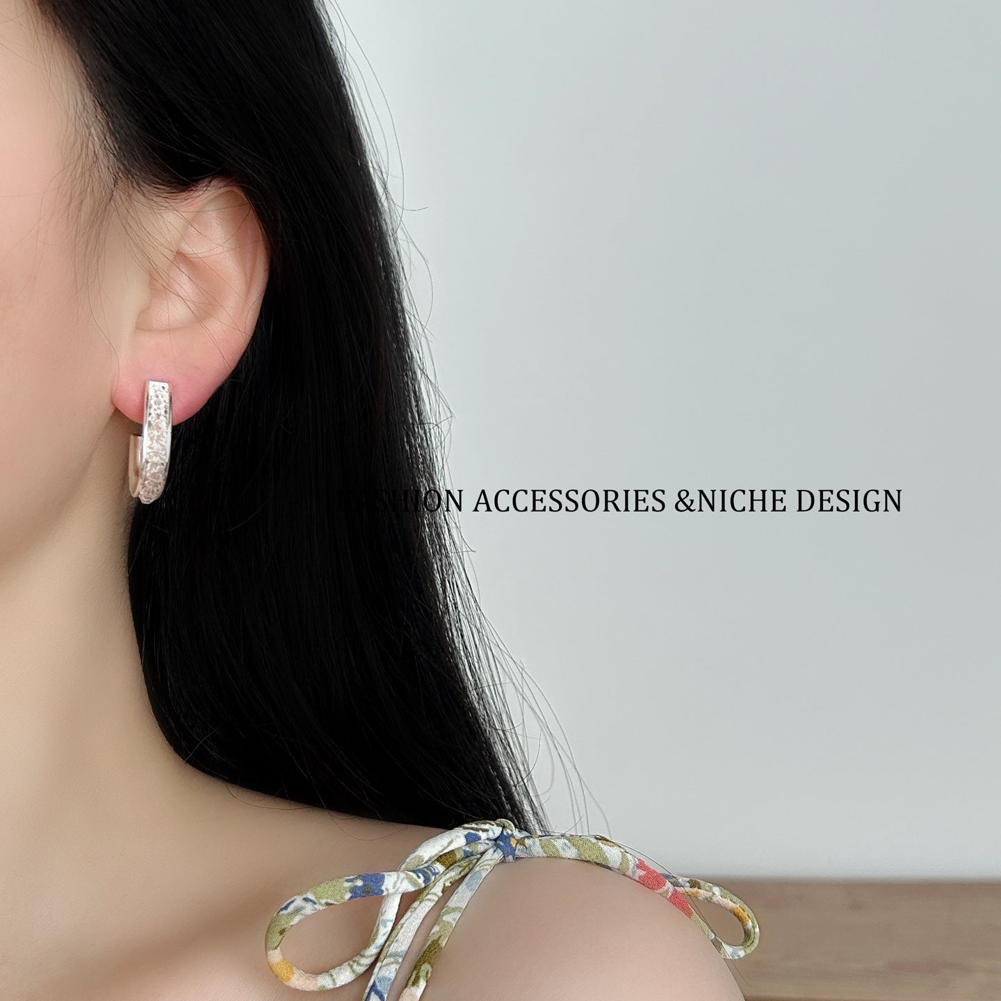 Irregular Design Color Crystal Zircon Ear Niche Rings