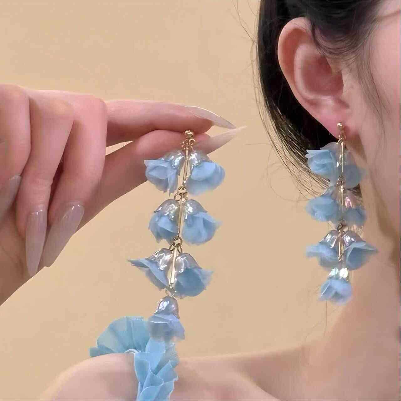 Tassel High-key Dignified High-grade Vacation Style Stud Earrings