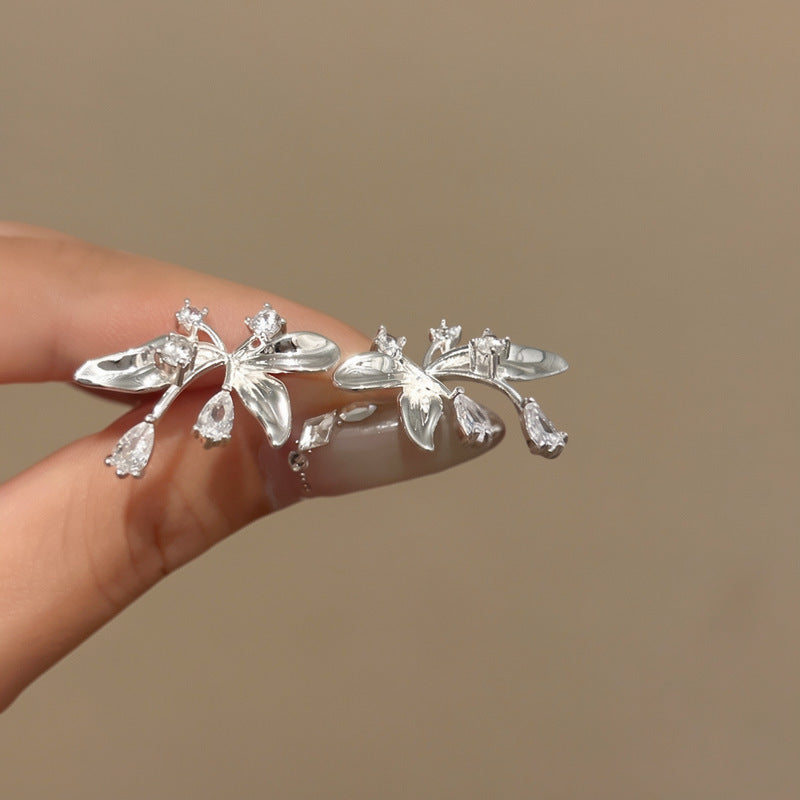 Women's Needle Zircon Bow Water Drop Tassel Simple Fashion Stud Earrings