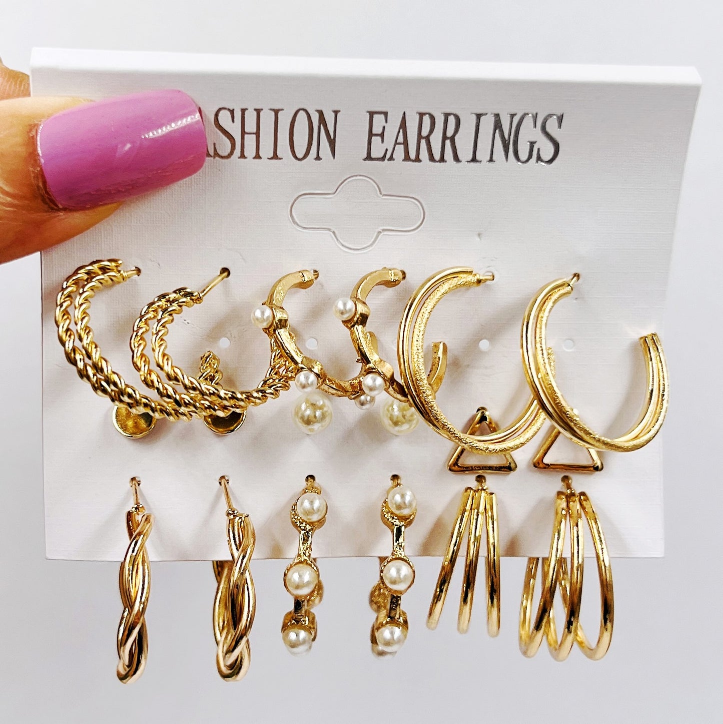 Women's Inlaid Pearl Creative French Retro Gold Ear Stud Earrings