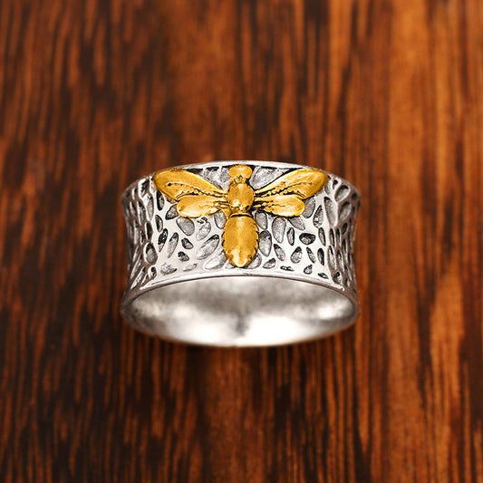 Shi Moth Insecta Creative Retro Three-dimensional Ring