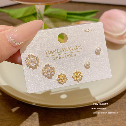 Women's Needle One Card Three Pairs Earings Small Delicate Summer High-grade Stud Earrings