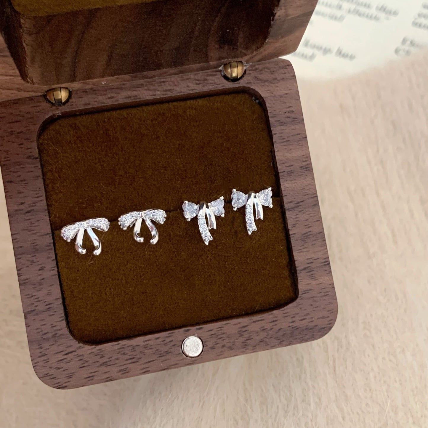 Fashion Ribbon Zircon Bow Light Luxury Versatile Delicate Design Sense Stud Earrings