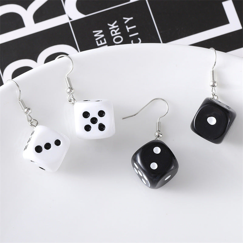 Personalized Fun Three-dimensional Dice Style Creative Earrings