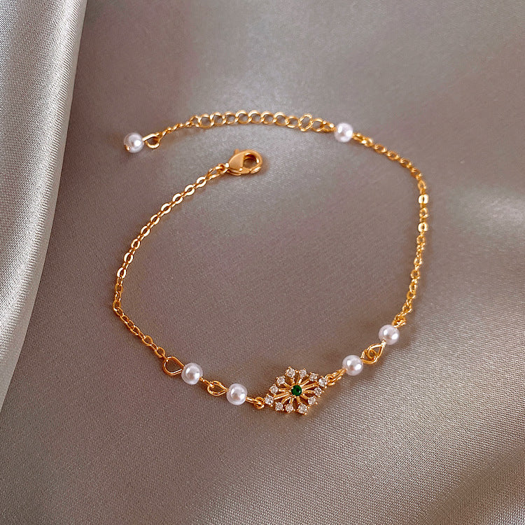 Vintage Pearl Female Style Design Simple Cold Bracelet