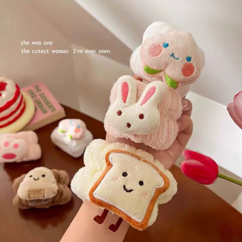 Wrist Strap Cartoon Face Washing Water Absorption Artifact Keep Dry Bracelet