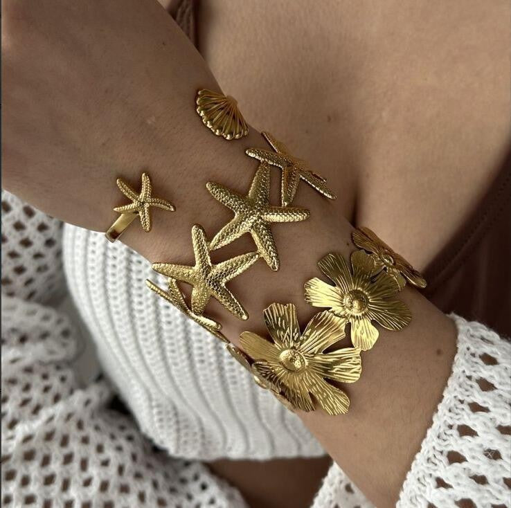 Leaves Glossy Irregular With Personality Stripes Bracelets