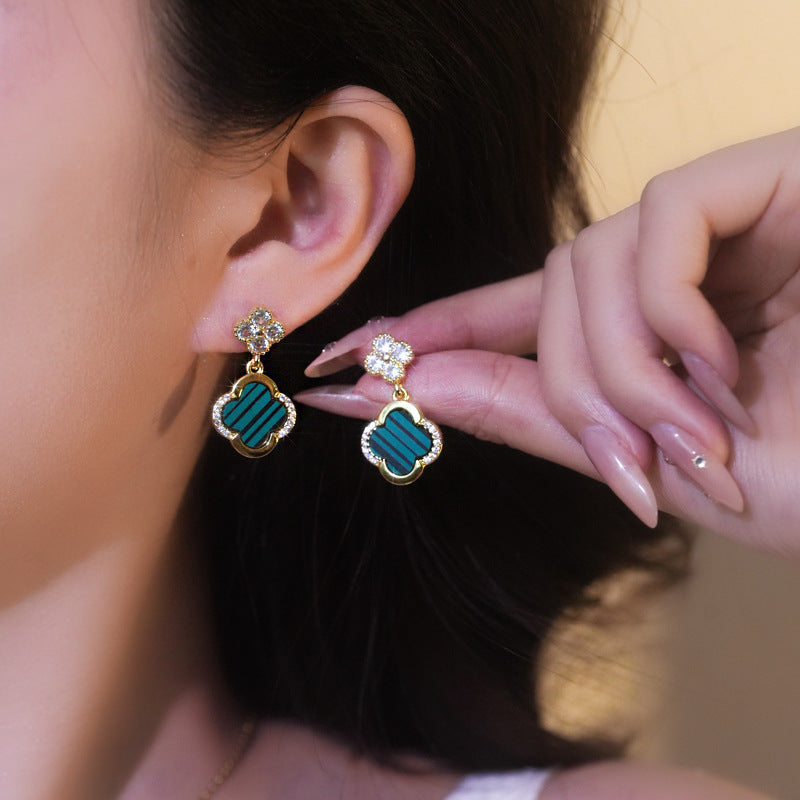 Simple Classic All Match Fashion Zircon Earrings
