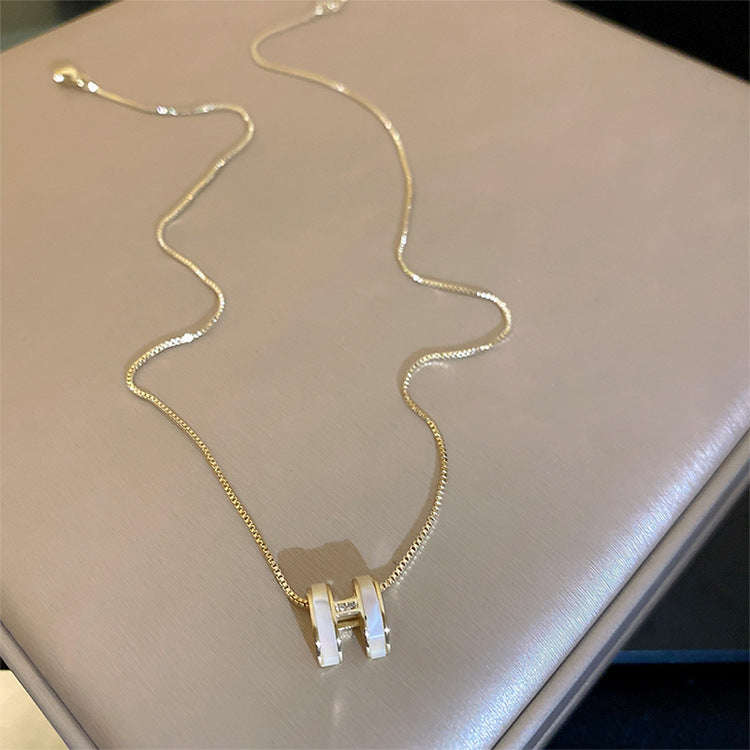 Women's Summer Fashion Cool Hot Simple Temperament Light Luxury Minority Necklace
