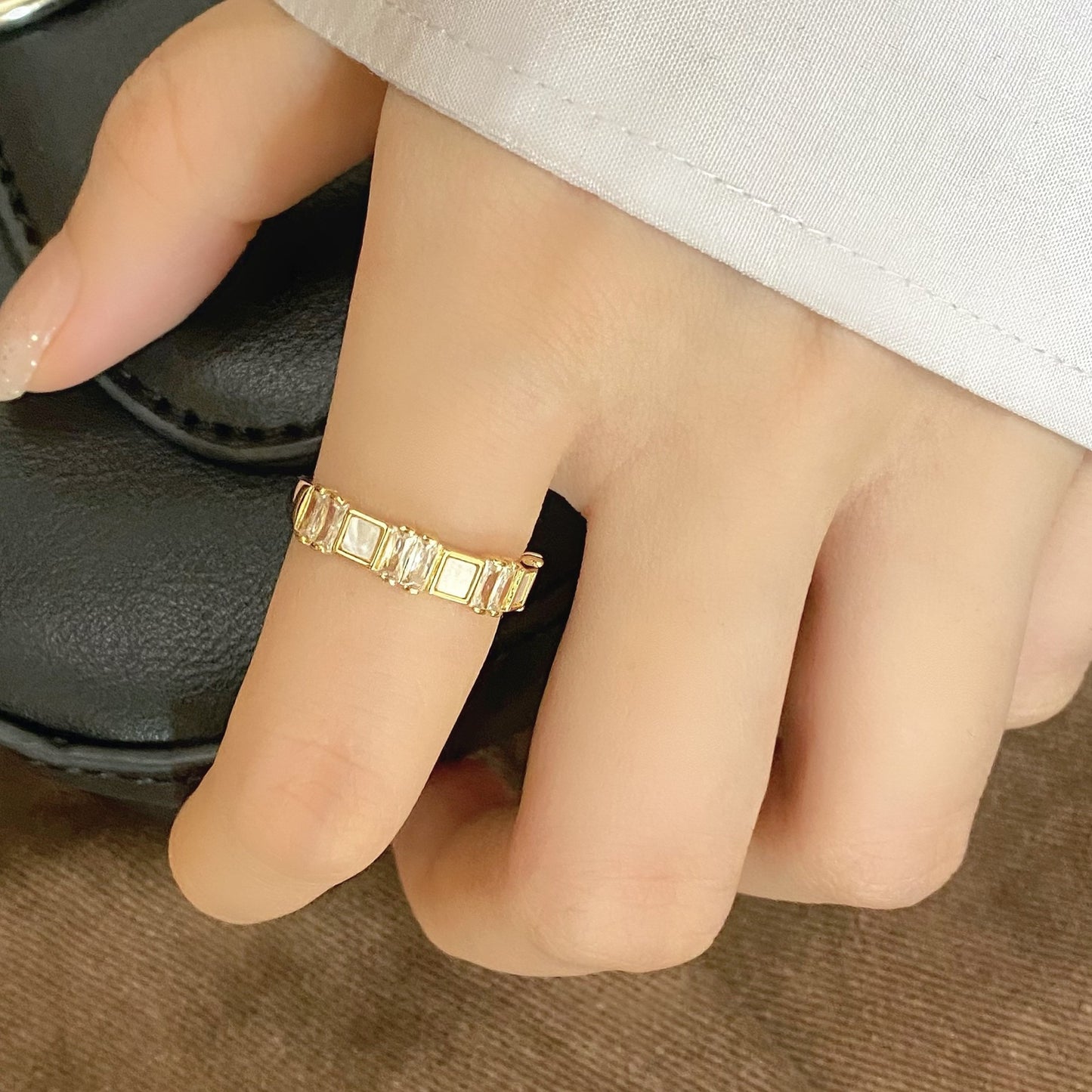 High-grade Design Fritillary Zircon Stitching Simple Opening Female Daily Light Rings