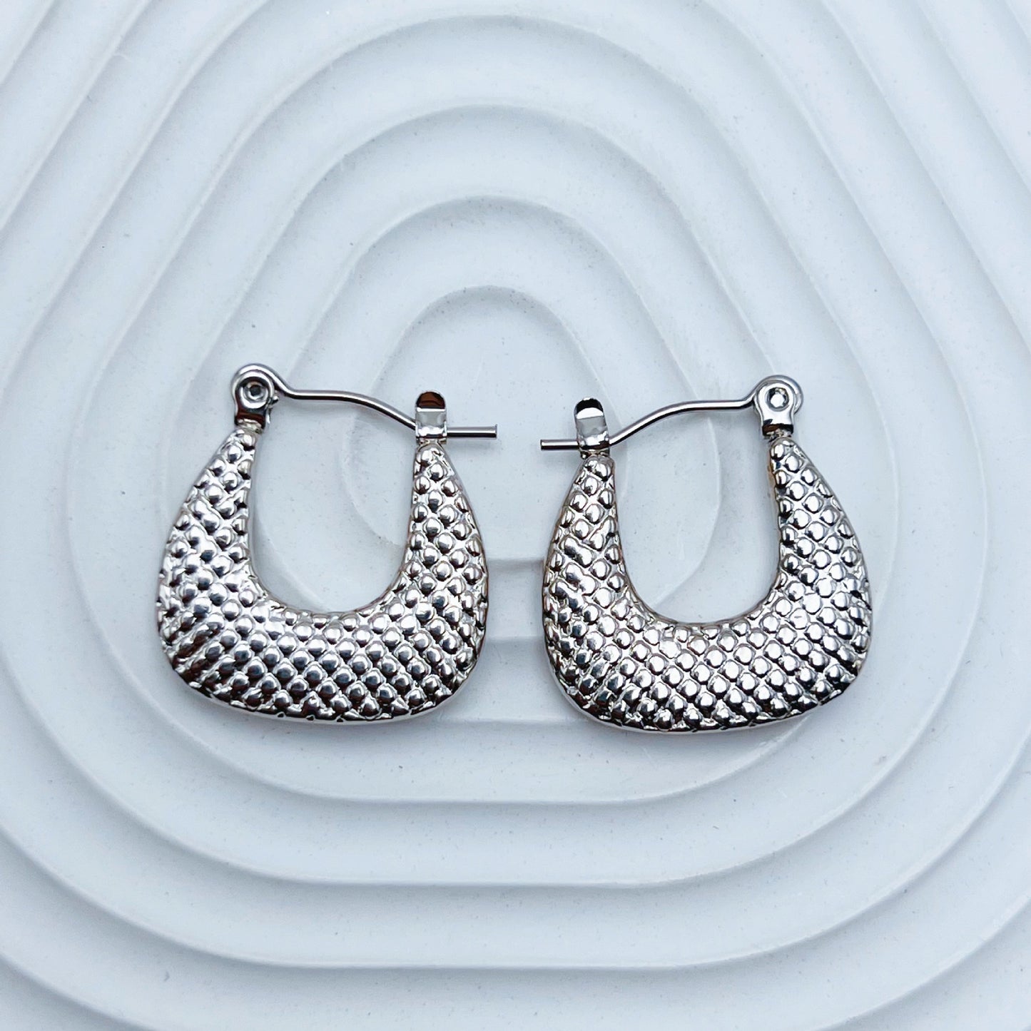 Irregular Stainless Steel Do Not Fade Ear Earrings