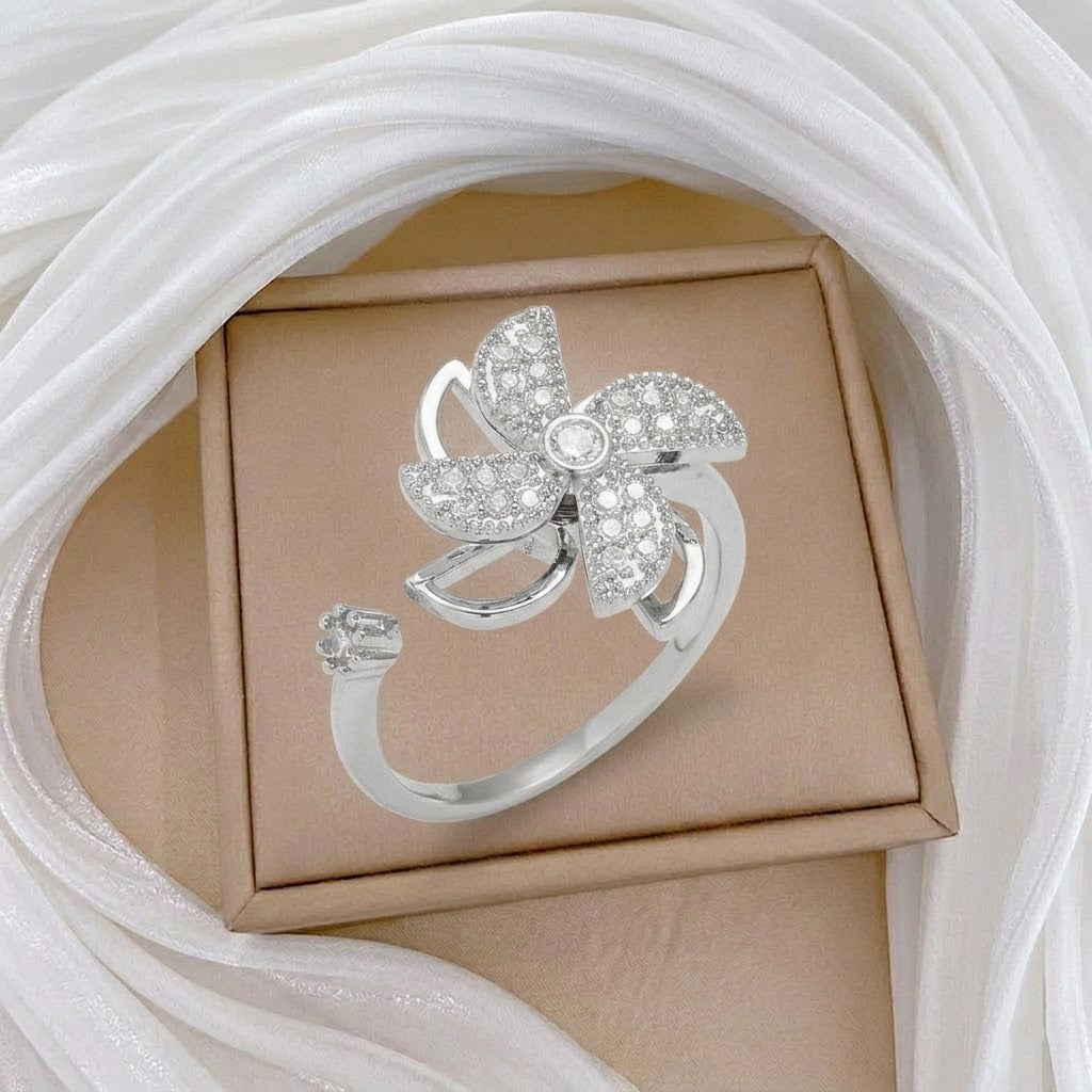 Design Rotating Bauhinia Zircon Flower Gas Clavicle Chain Necklace