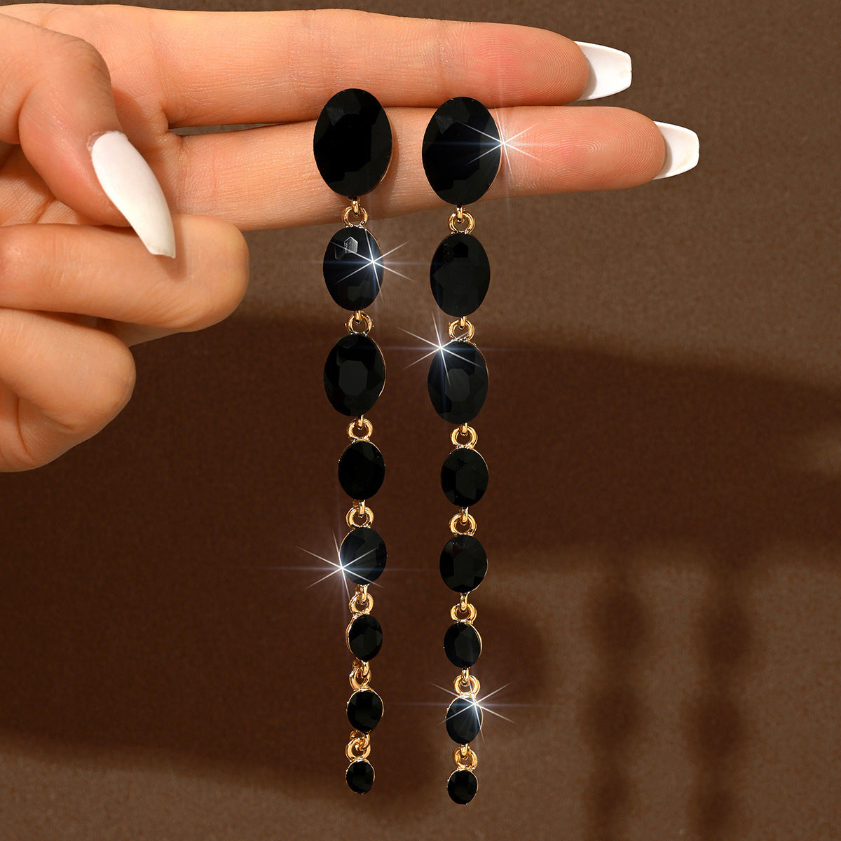 Women's Palace Water Drop Tassel Long Good-looking Earrings