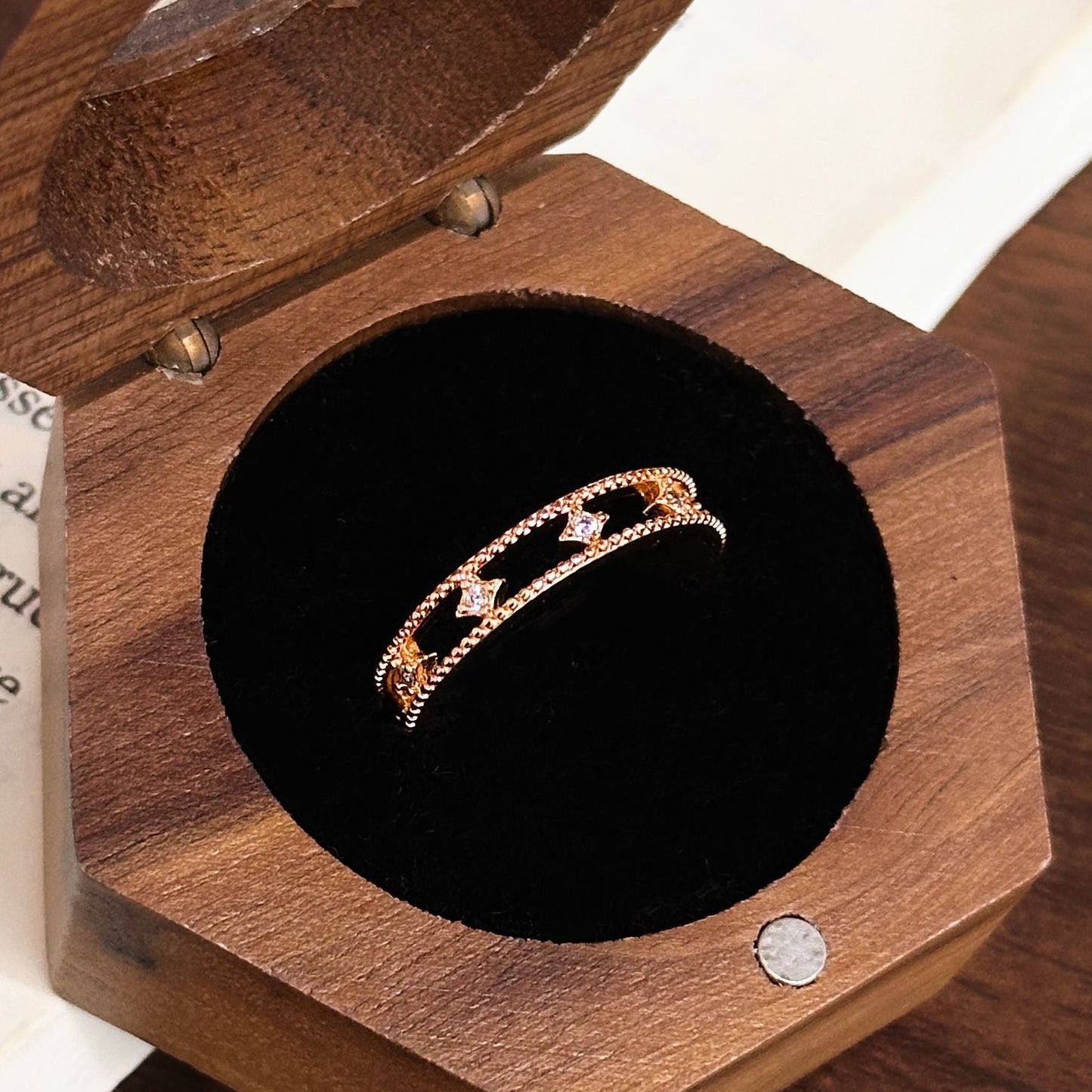 Delicate Super Shining Zircon Crescent Luxury Rings