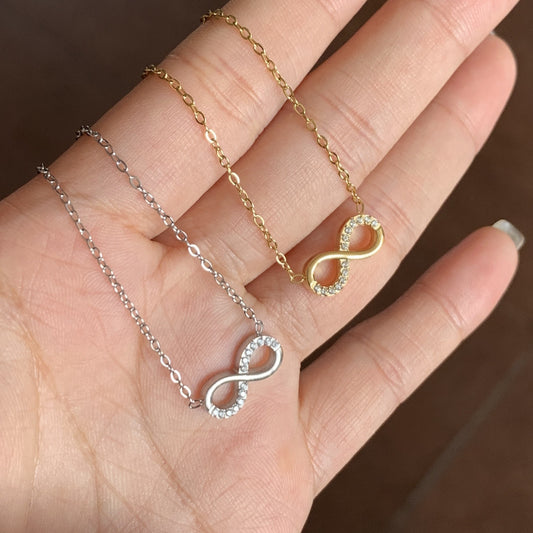 Steel Infinite Loop Symbol Light Luxury Minority Female Clavicle Chain Necklaces