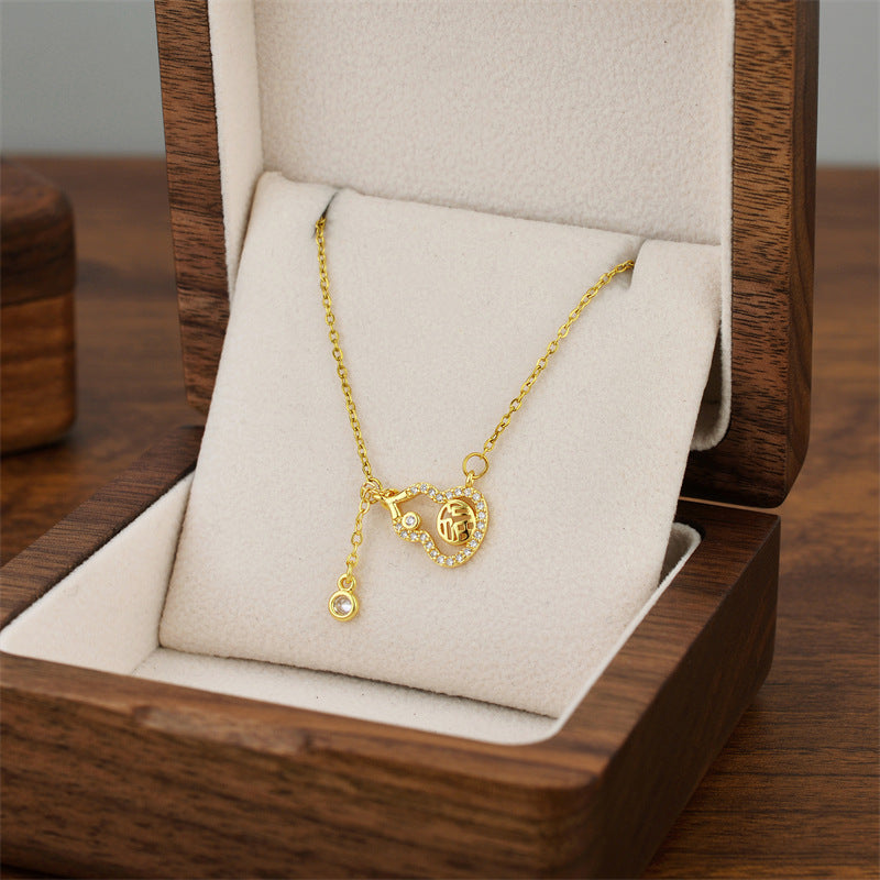 Titanium Steel Female Niche Simple Temperament Clavicle Pendants