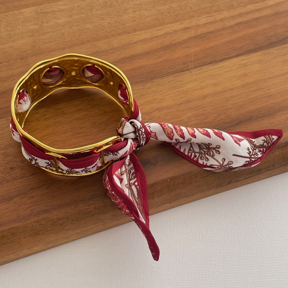 Women's High Sense Silk Scarf Wide Open-ended Design Vacation Bracelet