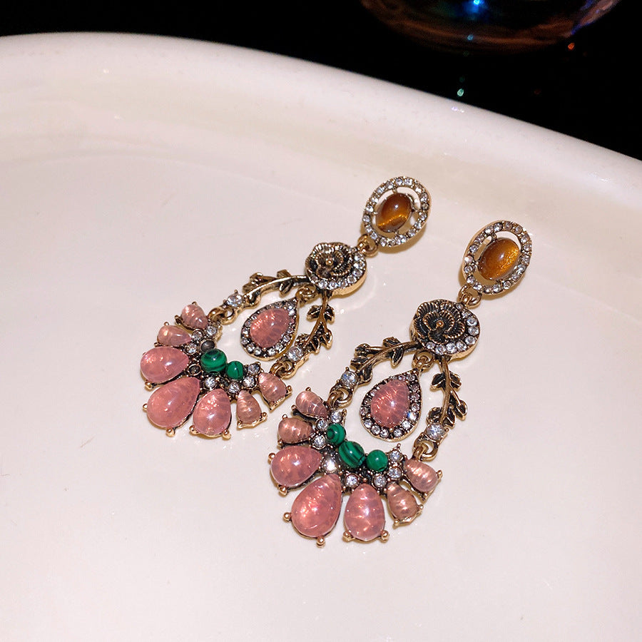 Women's Geometric Flowers Ear Light Luxury Minority Fashion Necklaces