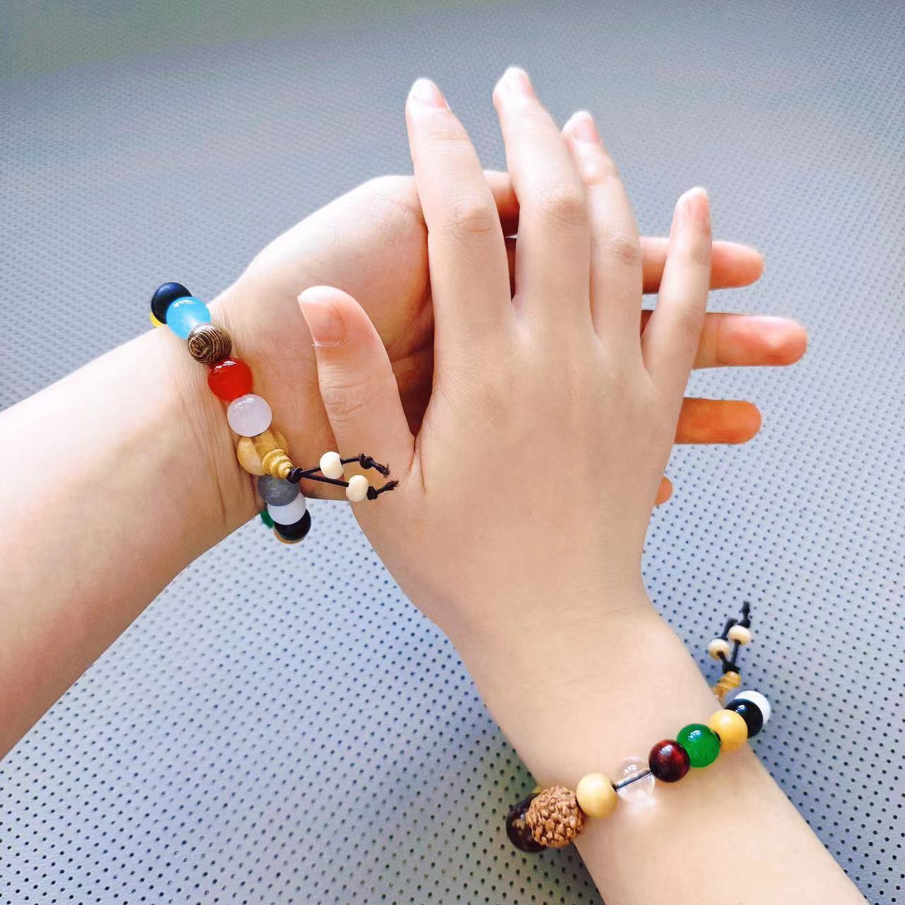 Women's & Men's Seed Crafts Gift Bracelet