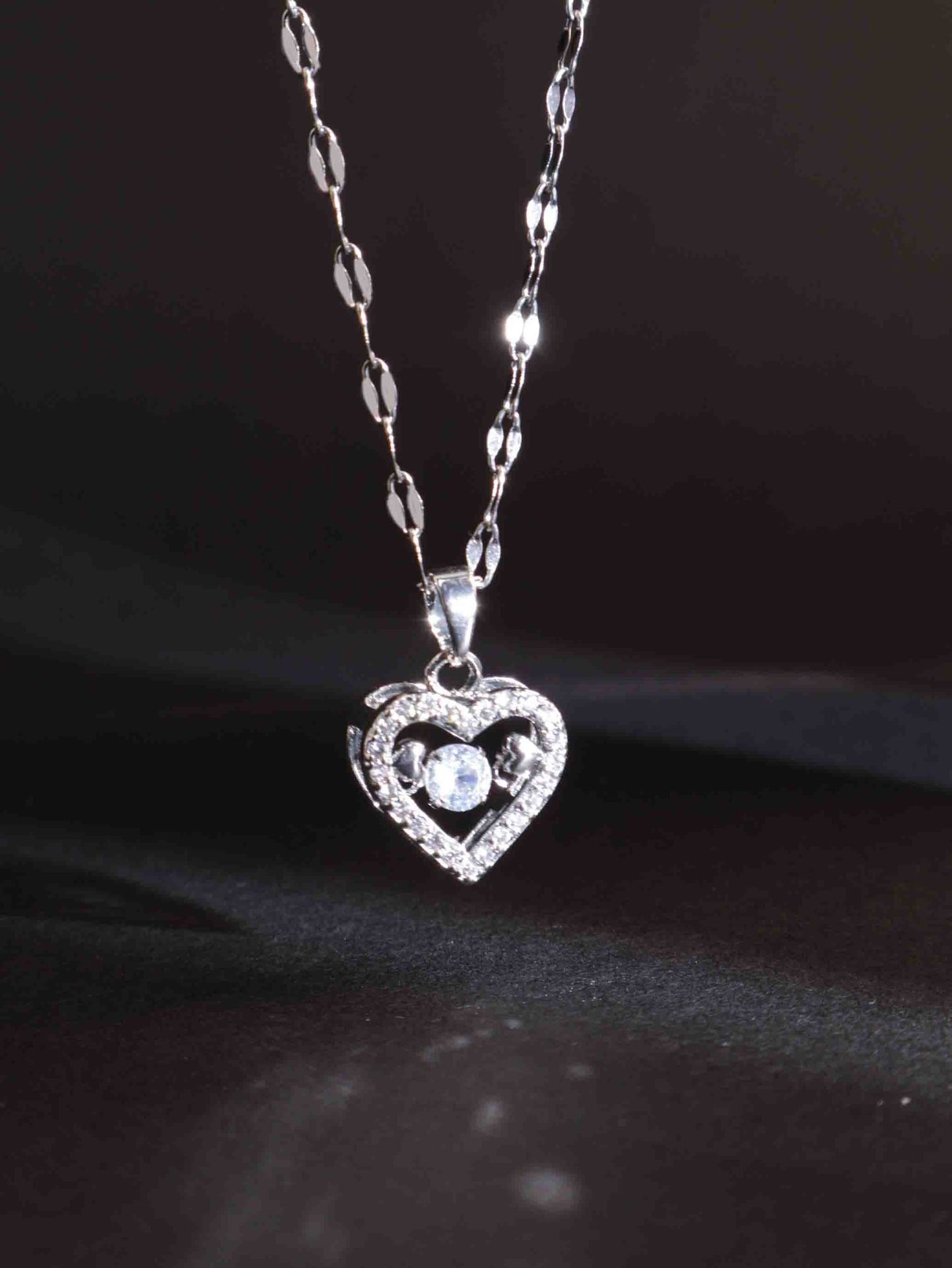 Female Summer Smart Heart Fashion High Sense Titanium Necklaces