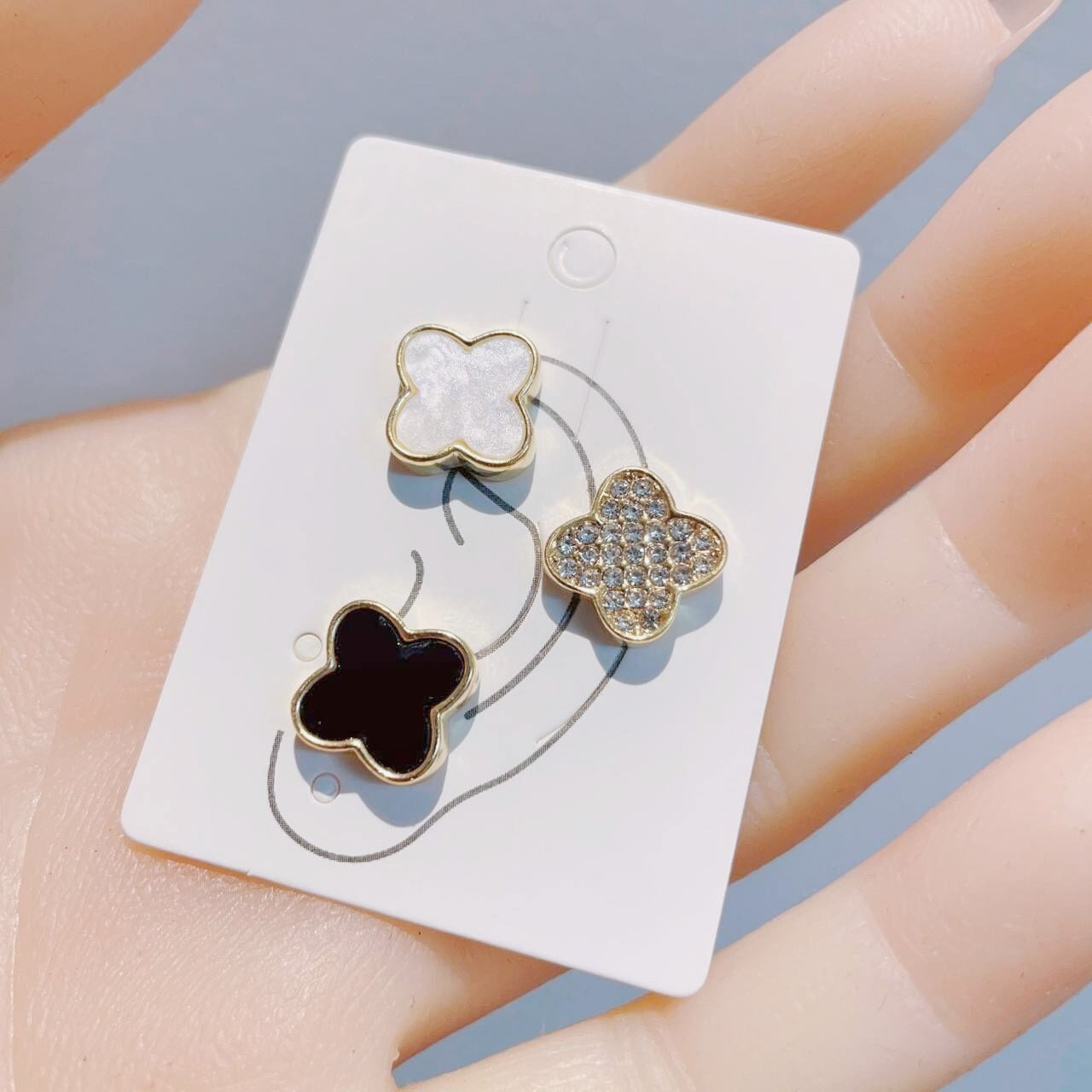 Women's Clover Magnetic Ear Clip High-grade Exquisite Earrings