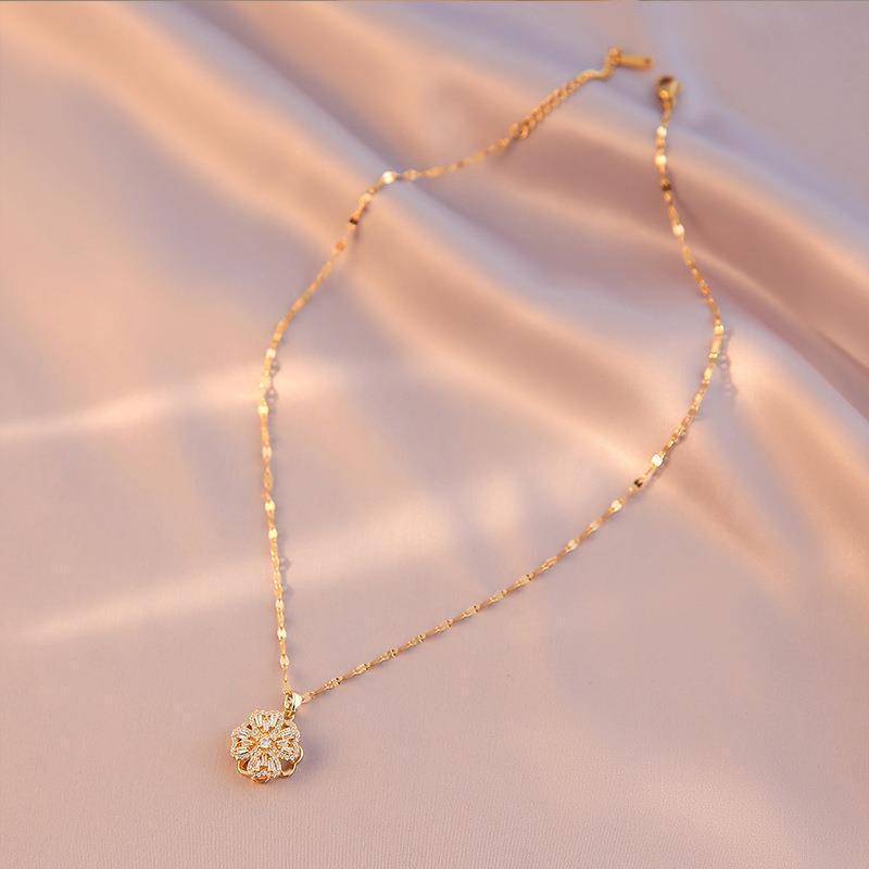 Women's Zircon Titanium Steel Cold Style High-grade Copper Necklace