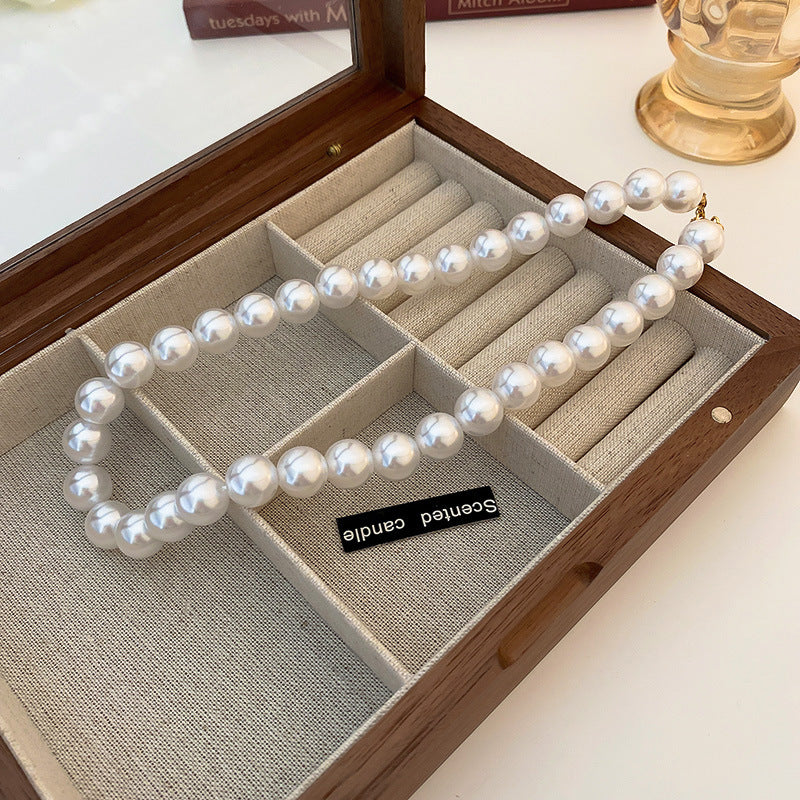 Women's French Retro Large Pearl Style Fashion Graceful Personality Clavicle Necklaces